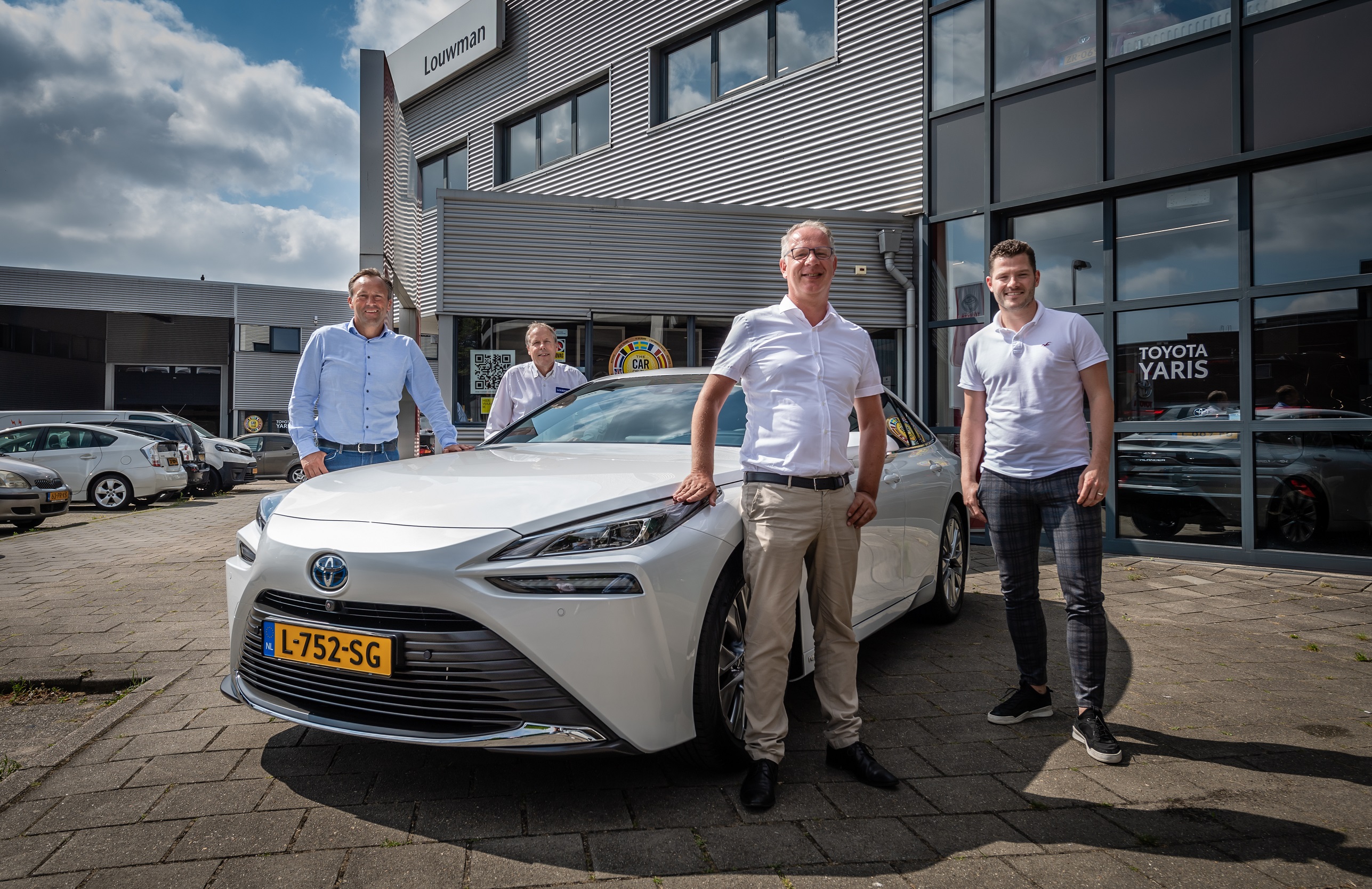 Eerste zakelijke waterstof elektrische auto voor de A&M Groep